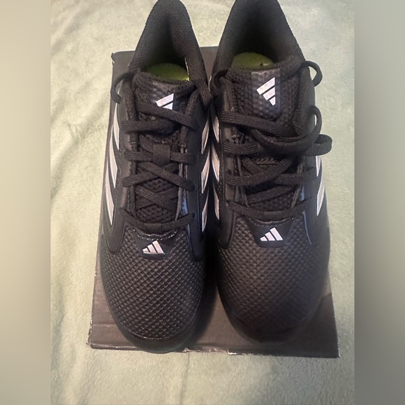 Adidas Softball Cleets NEW - Picture 1 of 8